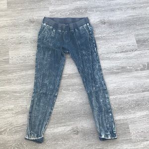 Washed out joggers from rvca